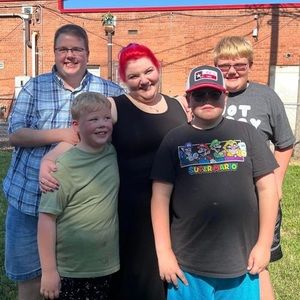 Meet your Posher, Adam